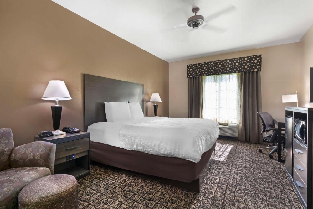 Best Western Carthage Inn & Suites Main image