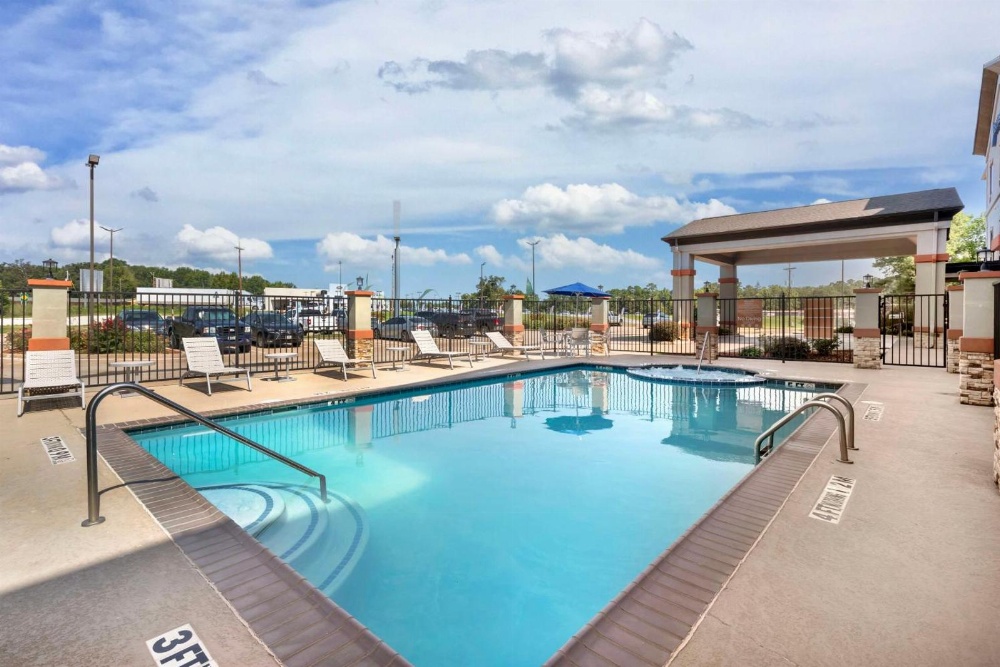 Best Western Carthage Inn & Suites