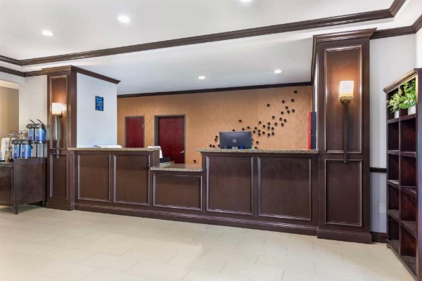 Best Western Carthage Inn & Suites image 11