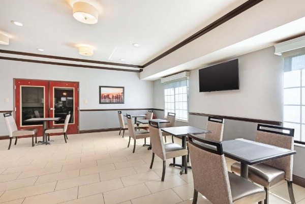 Best Western Carthage Inn & Suites image 28